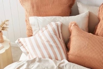 Bedroom-makeover-mobile